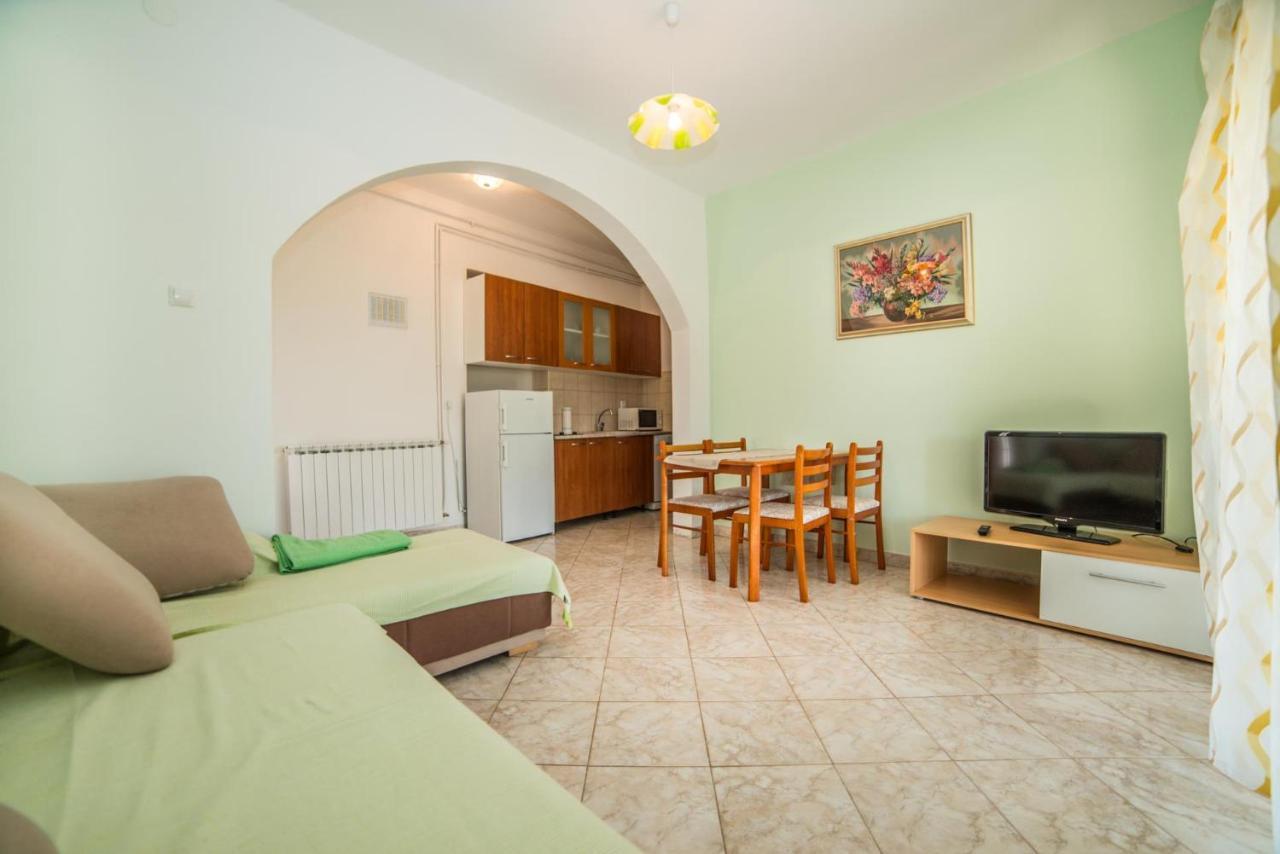 Apartments Durda Fazana Exterior photo