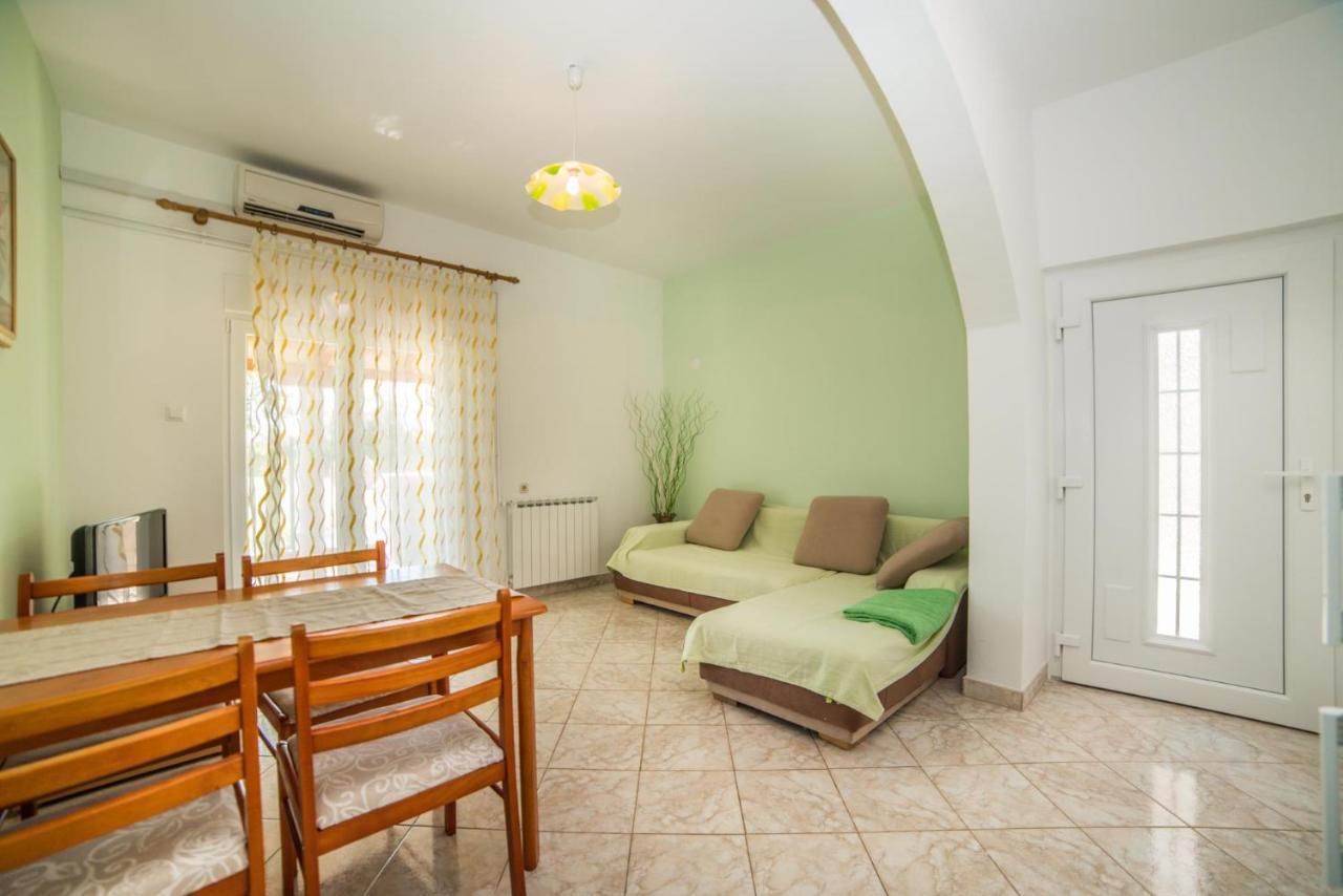 Apartments Durda Fazana Exterior photo