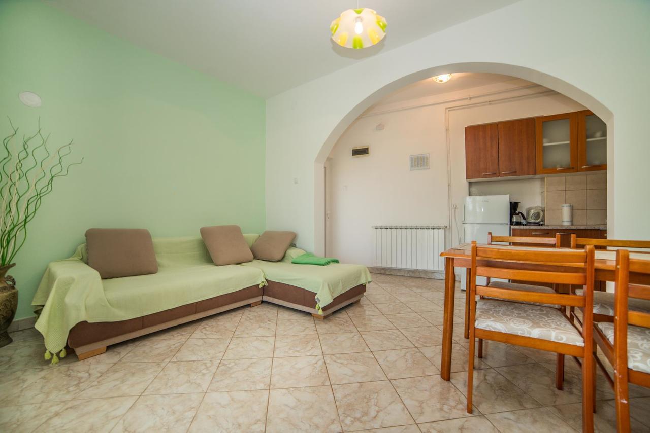 Apartments Durda Fazana Exterior photo